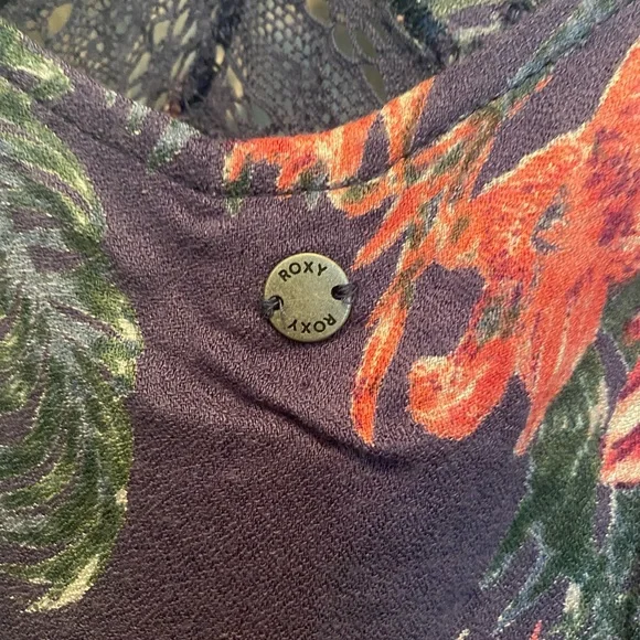 Dress - Picture 6 of 7